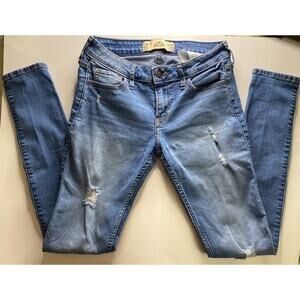 Hollister Light Wash Ripped Skinny Jeans Size 3R